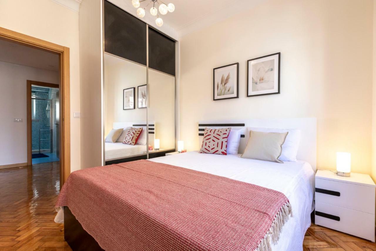 Like-Home-T3 Apt-Campolide, Near Amoreiras Mall 리스본 외부 사진